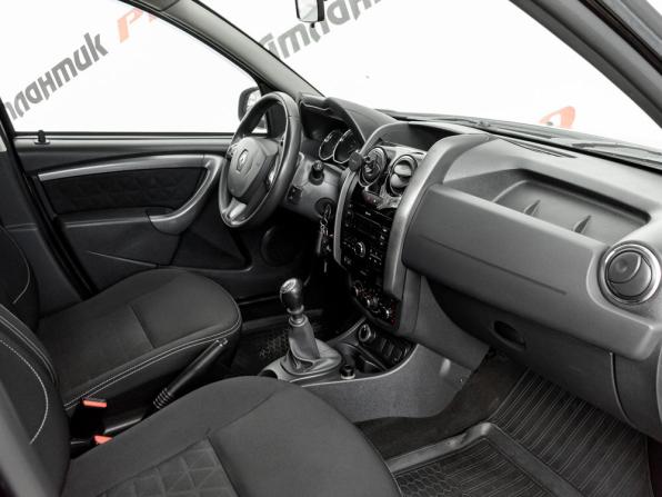 Renault Duster I Рестайлинг с пробегом 2018 года, цена 1 300 000 рублей, 124748 км, внедорожник, Автокод Объявления