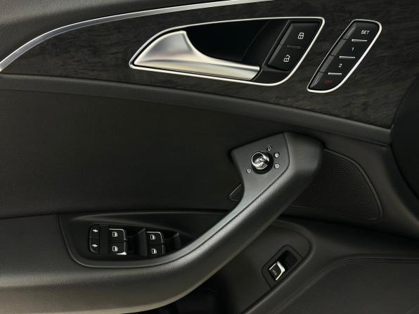 Audi A6 IV (C7) Рестайлинг с пробегом 2018 года, цена 2 350 000 рублей, 161628 км, седан, Автокод Объявления