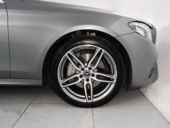 Mercedes-Benz E-Класс V (W213 S213 C238) с пробегом 2019 года, цена 4 140 000 рублей, 53802 км, седан, Автокод Объявления
