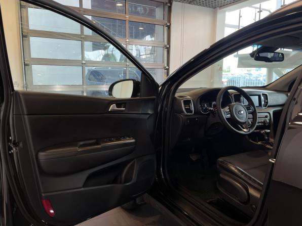 Kia Sportage IV с пробегом 2018 года, цена 2 392 000 рублей, 100805 км, внедорожник, Автокод Объявления