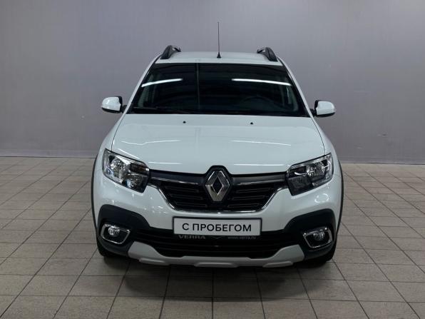 Renault Sandero II Рестайлинг с пробегом 2022 года, цена 1 490 000 рублей, 27900 км, хэтчбек, Автокод Объявления