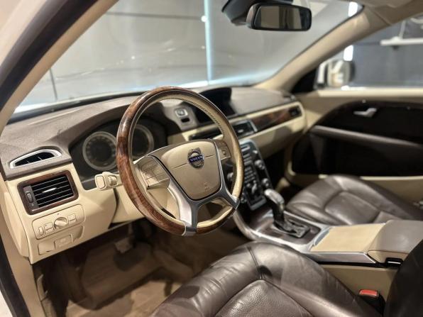 Volvo XC70 II с пробегом 2012 года, цена 1 150 000 рублей, 378000 км, универсал, Автокод Объявления