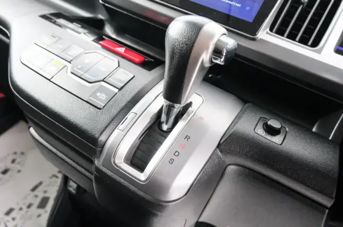 Honda Stepwgn IV Рестайлинг с пробегом 2013 года, цена 1 469 000 рублей, 260000 км, минивэн, Автокод Объявления