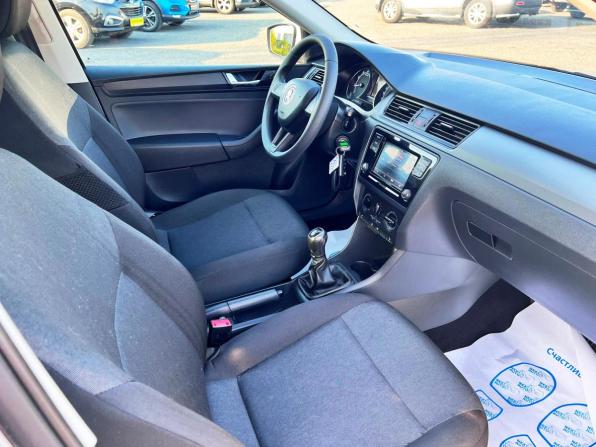 Skoda Rapid I Рестайлинг с пробегом 2019 года, цена 1 282 000 рублей, 156976 км, лифтбек, Автокод Объявления