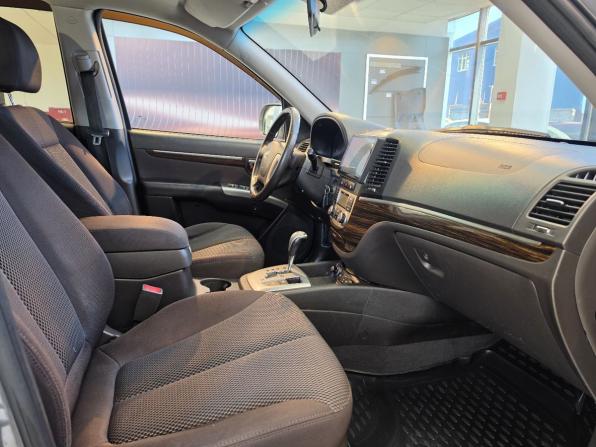 Hyundai Santa Fe II Рестайлинг с пробегом 2012 года, цена 999 000 рублей, 345669 км, внедорожник, Автокод Объявления