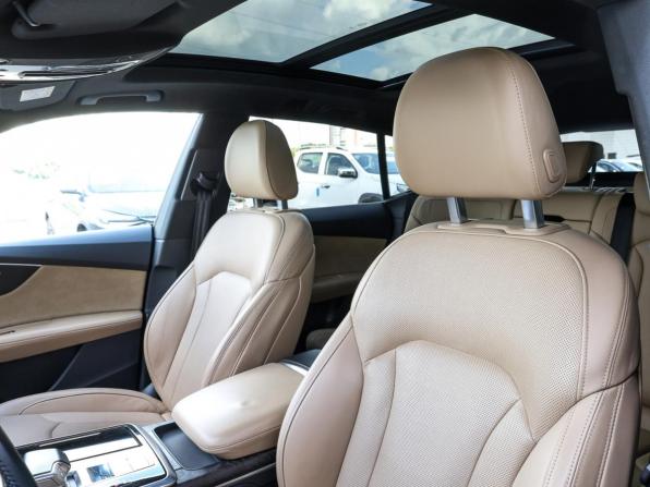 Audi Q8 I (4M) с пробегом 2019 года, цена 5 298 000 рублей, 137100 км, внедорожник, Автокод Объявления