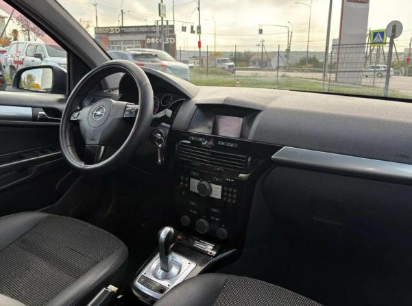 Opel Astra H Рестайлинг с пробегом 2007 года, цена 380 000 рублей, 293157 км, хэтчбек, Автокод Объявления