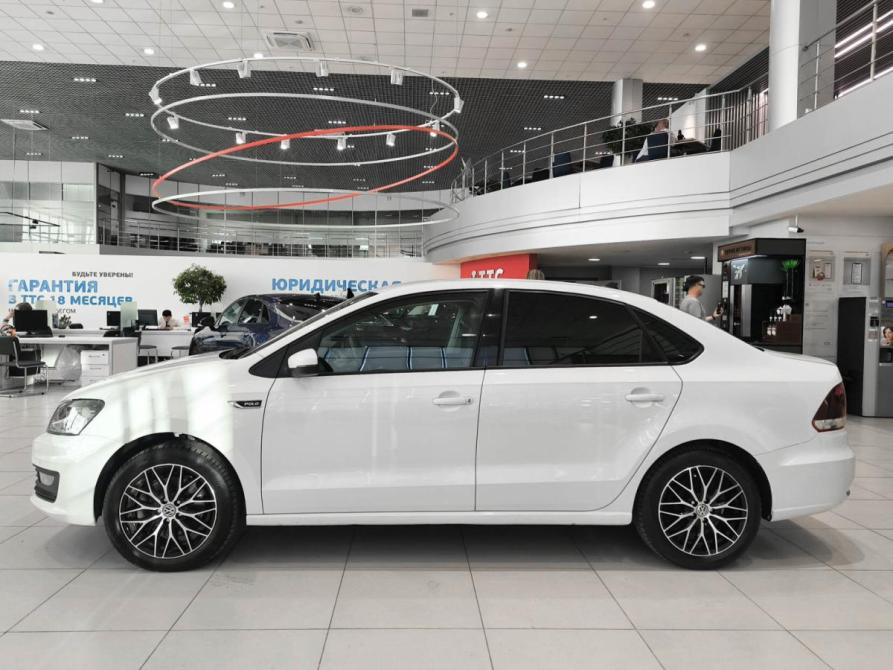 Volkswagen Polo V Рестайлинг Казань  - изображение 10