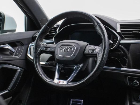 Audi Q3 II (F3) с пробегом 2021 года, цена 3 595 000 рублей, 87000 км, внедорожник, Автокод Объявления