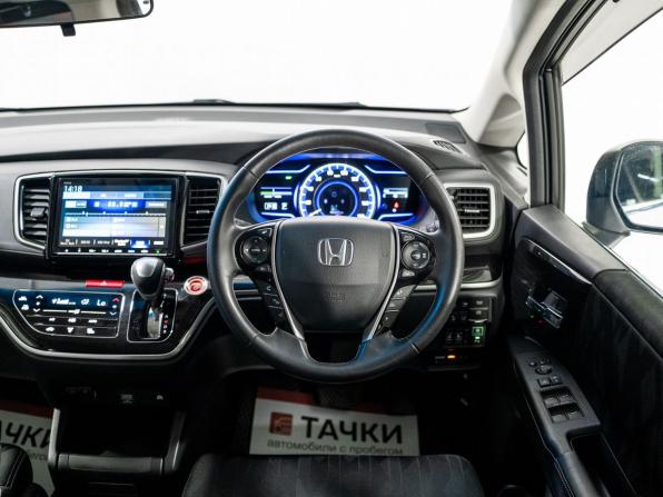 Honda Odyssey V Рестайлинг с пробегом 2018 года, цена 2 500 000 рублей, 56472 км, минивэн, Автокод Объявления