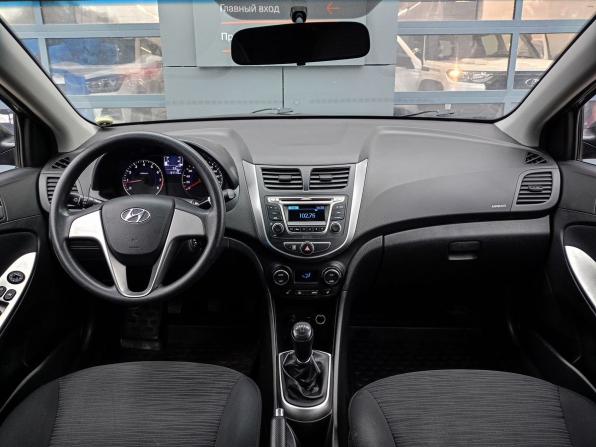Hyundai Solaris I Рестайлинг с пробегом 2016 года, цена 998 000 рублей, 97100 км, хэтчбек, Автокод Объявления