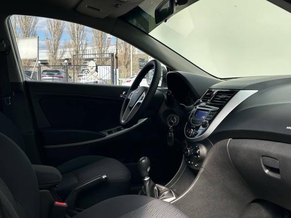 Hyundai Solaris I с пробегом 2012 года, цена 740 000 рублей, 191998 км, седан, Автокод Объявления