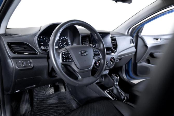 Hyundai Solaris II Рестайлинг с пробегом 2020 года, цена 1 430 000 рублей, 152000 км, седан, Автокод Объявления