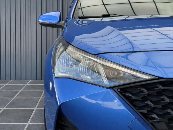 Hyundai Solaris II Рестайлинг с пробегом 2021 года, цена 1 467 000 рублей, 56167 км, седан, Автокод Объявления