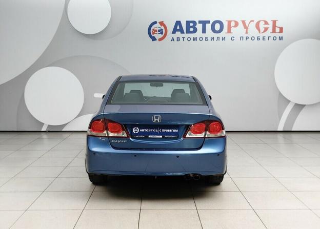 Honda Civic VIII Рестайлинг с пробегом 2010 года, цена 859 000 рублей, 80270 км, седан, Автокод Объявления