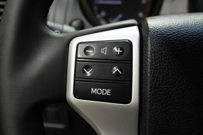 Toyota Land Cruiser Prado 150 Series с пробегом 2010 года, цена 2 589 000 рублей, 246765 км, внедорожник, Автокод Объявления
