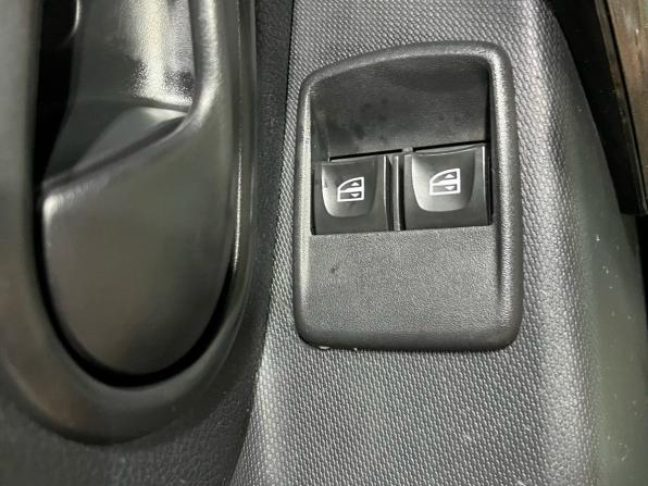 Renault Logan II Рестайлинг с пробегом 2020 года, цена 1 080 000 рублей, 78604 км, седан, Автокод Объявления