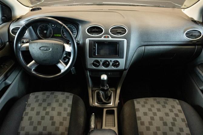 Ford Focus II с пробегом 2006 года, цена 370 000 рублей, 309466 км, хэтчбек, Автокод Объявления
