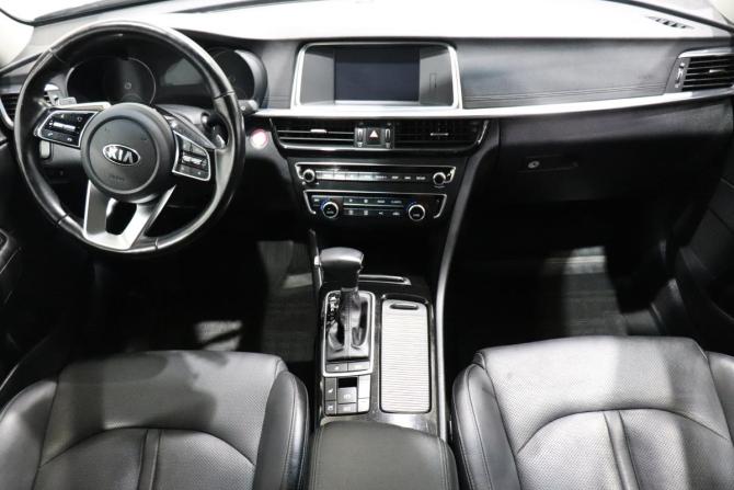 Kia Optima IV Рестайлинг с пробегом 2019 года, цена 1 985 000 рублей, 67801 км, седан, Автокод Объявления