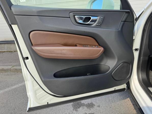 Volvo XC60 II с пробегом 2018 года, цена 3 249 000 рублей, 154607 км, внедорожник, Автокод Объявления