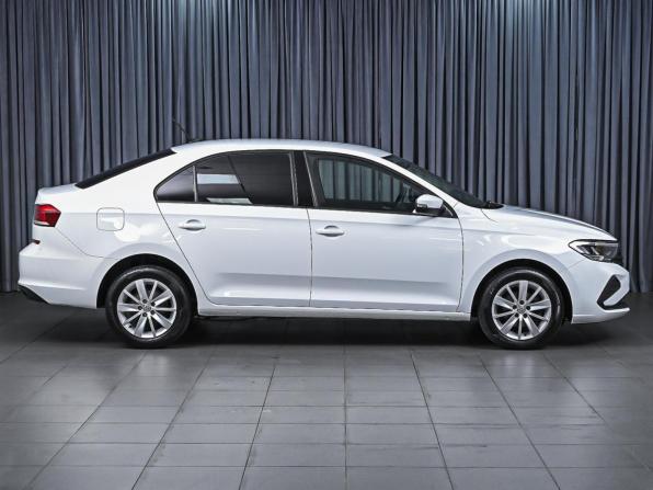Volkswagen Polo VI с пробегом 2021 года, цена 1 549 000 рублей, 67206 км, лифтбек, Автокод Объявления