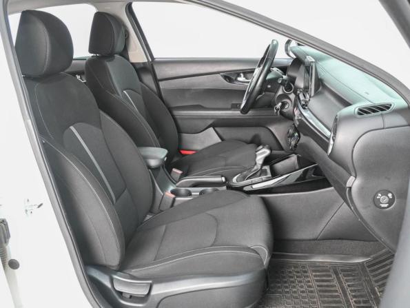 Kia Cerato IV с пробегом 2021 года, цена 2 349 000 рублей, 68451 км, седан, Автокод Объявления