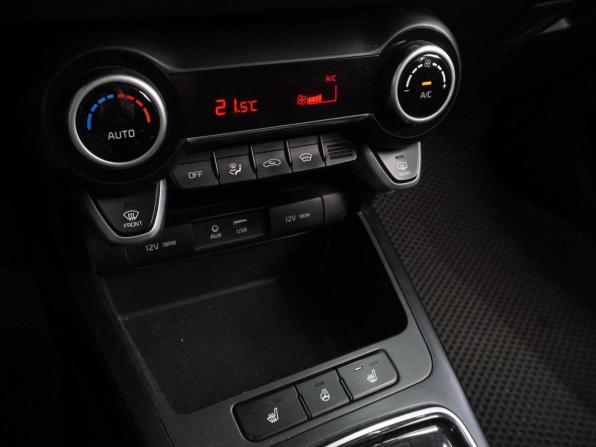 Kia Rio IV с пробегом 2017 года, цена 1 463 000 рублей, 157486 км, седан, Автокод Объявления