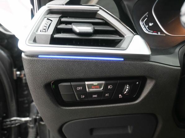 BMW 3 серии VII (G2x) с пробегом 2020 года, цена 3 939 900 рублей, 55000 км, седан, Автокод Объявления