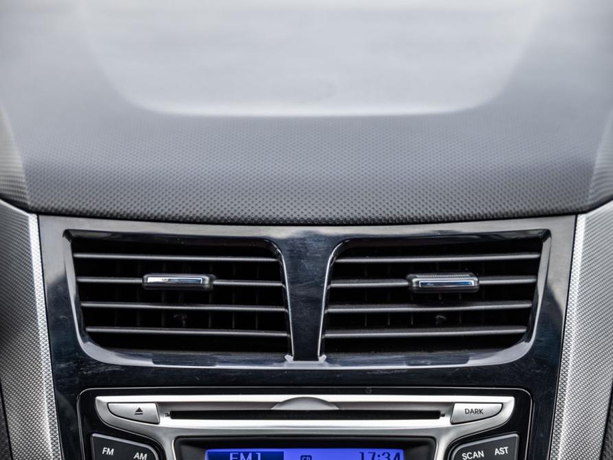 Hyundai Solaris I Волгоград  - изображение 21
