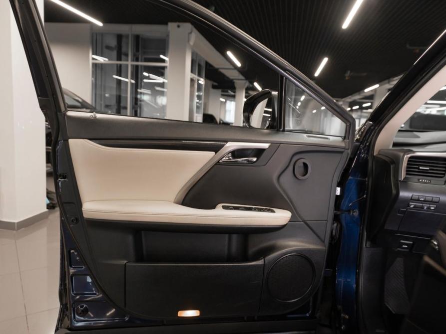 Lexus RX IV Рестайлинг Москва  - изображение 17