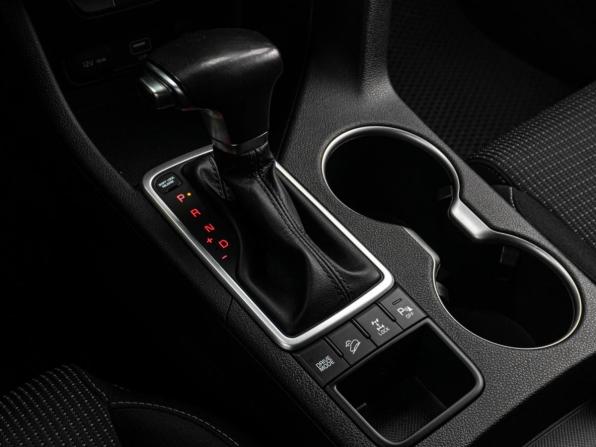Kia Sportage IV Рестайлинг с пробегом 2021 года, цена 2 465 000 рублей, 82733 км, внедорожник, Автокод Объявления