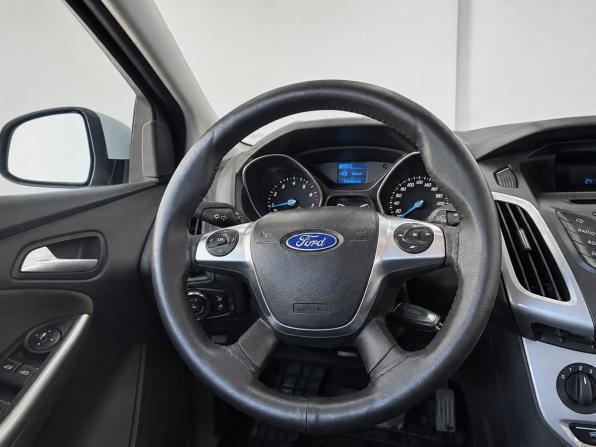 Ford Focus III с пробегом 2014 года, цена 529 000 рублей, 181542 км, универсал, Автокод Объявления