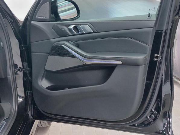 BMW X7 I (G07) с пробегом 2022 года, цена 9 900 000 рублей, 63398 км, внедорожник, Автокод Объявления