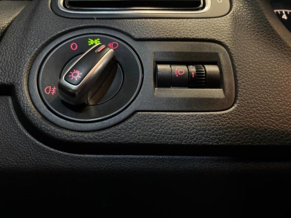 Volkswagen Polo V с пробегом 2013 года, цена 559 000 рублей, 212000 км, седан, Автокод Объявления