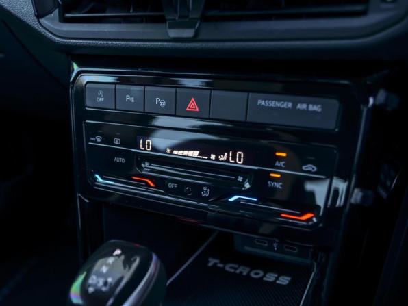 Volkswagen T-Cross I с пробегом 2021 года, цена 2 030 000 рублей, 32562 км, внедорожник, Автокод Объявления