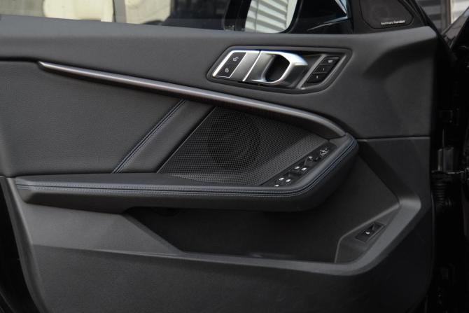 BMW 1 серии III (F40) с пробегом 2023 года, цена 3 200 000 рублей, 17304 км, хэтчбек, Автокод Объявления
