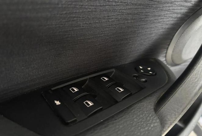 BMW X1 I (E84) Рестайлинг с пробегом 2013 года, цена 1 550 000 рублей, 100857 км, внедорожник, Автокод Объявления