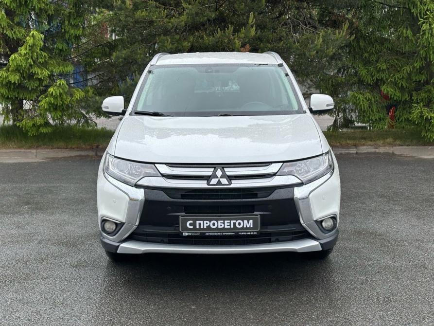 Mitsubishi Outlander III Рестайлинг 2 Санкт-Петербург  - изображение 2