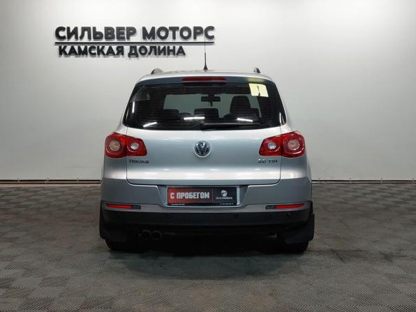 Volkswagen Tiguan I с пробегом 2010 года, цена 1 100 000 рублей, 155319 км, внедорожник, Автокод Объявления