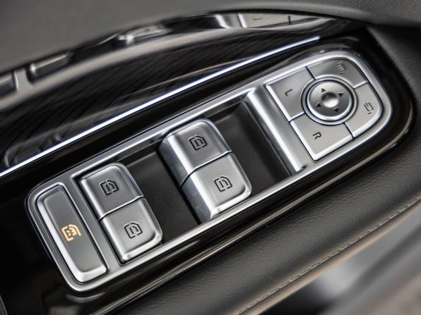 Hongqi HS3 с пробегом 2025 года, цена 3 130 000 рублей, 8 км, внедорожник, Автокод Объявления