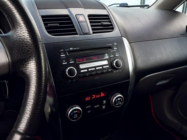 Suzuki SX4 I (Classic) Рестайлинг с пробегом 2011 года, цена 619 000 рублей, 331073 км, хэтчбек, Автокод Объявления