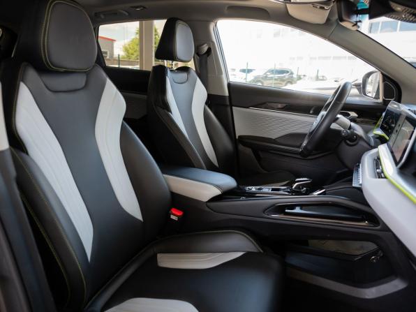 Geely Coolray I Рестайлинг с пробегом 2023 года, цена 2 090 000 рублей, 43038 км, внедорожник, Автокод Объявления