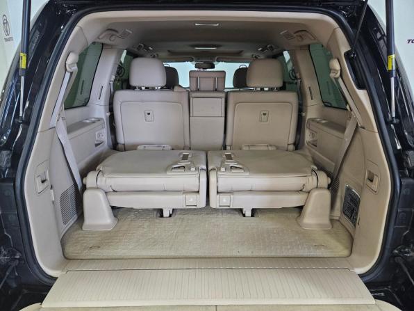 Toyota Land Cruiser 200 Series Рестайлинг 1 с пробегом 2014 года, цена 3 655 000 рублей, 193018 км, внедорожник, Автокод Объявления