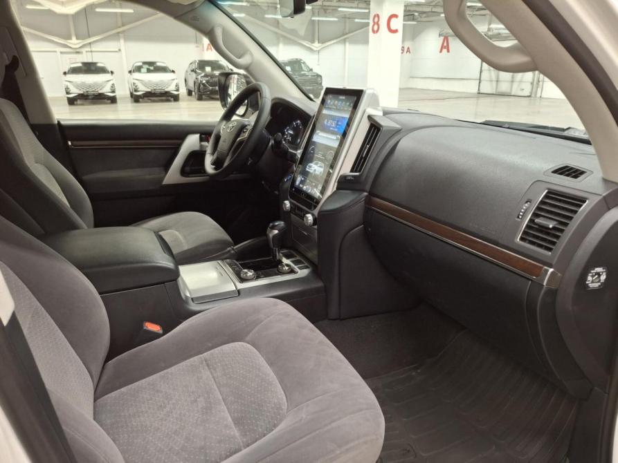 Toyota Land Cruiser 200 Series Рестайлинг 2 Казань  - изображение 13