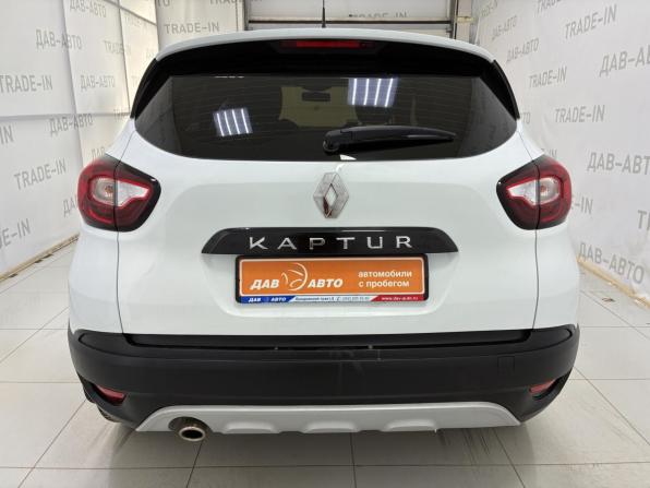 Renault Kaptur I с пробегом 2018 года, цена 1 380 000 рублей, 152000 км, внедорожник, Автокод Объявления