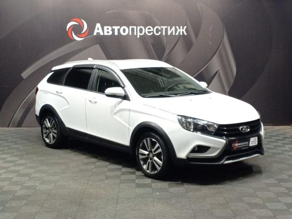 Lada (ВАЗ) Vesta I с пробегом 2021 года, цена 1 090 000 рублей, 135594 км, универсал, Автокод Объявления
