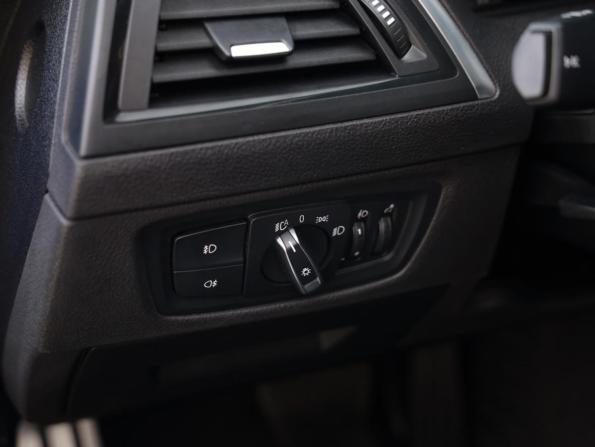 BMW 1 серии II (F20/F21) Рестайлинг 2 с пробегом 2019 года, цена 2 499 000 рублей, 30058 км, хэтчбек, Автокод Объявления