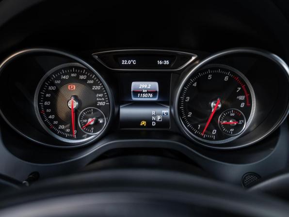 Mercedes-Benz CLA I (C117 X117) Рестайлинг с пробегом 2017 года, цена 2 099 000 рублей, 115076 км, седан, Автокод Объявления