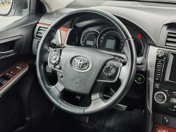 Toyota Camry VII (XV50) с пробегом 2012 года, цена 1 299 000 рублей, 280042 км, седан, Автокод Объявления