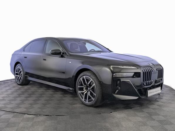 BMW 7 серии VII (G70) с пробегом 2025 года, цена 15 200 000 рублей, 6532 км, седан, Автокод Объявления